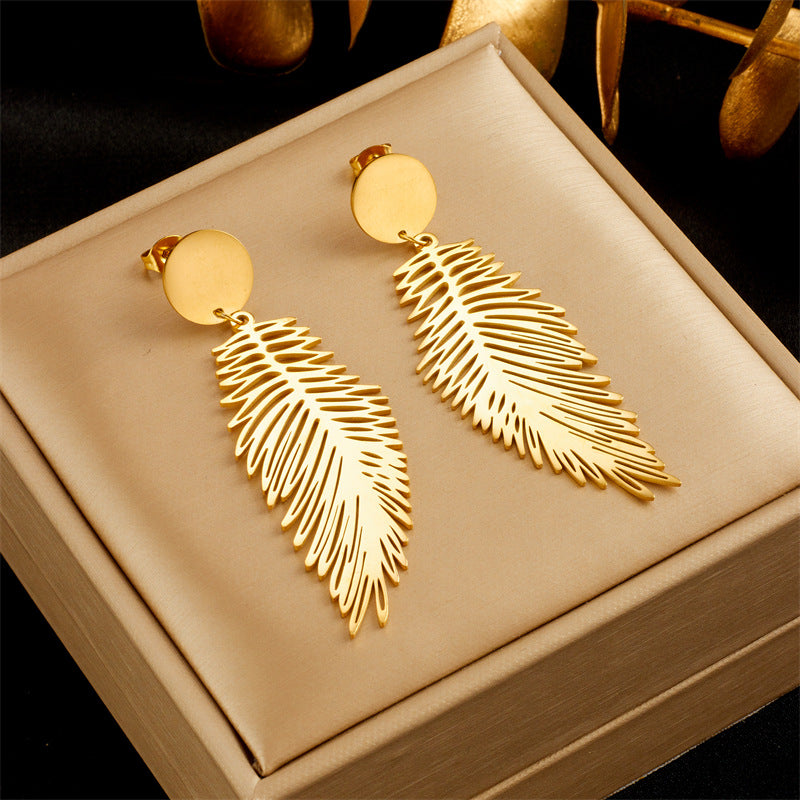 Elegant Gold Feather Drop Earrings